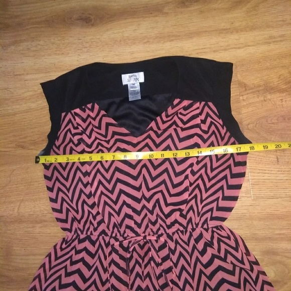 🛑 SOLD🛑Sweet Storm Orange Print Dress - Picture 2 of 4